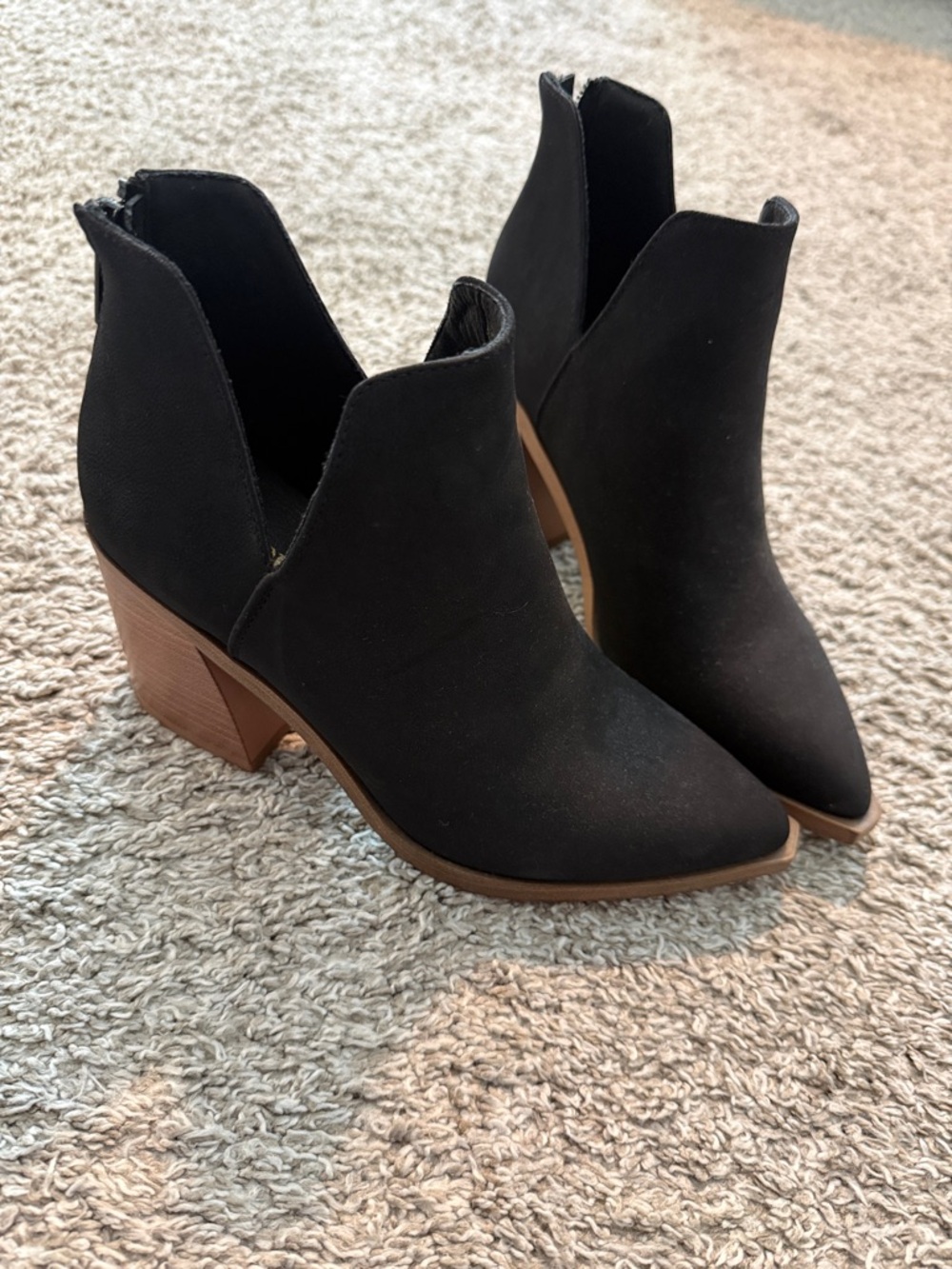Dream Pairs Black Pointed-Toe Ankle Booties with Brown Block Heel